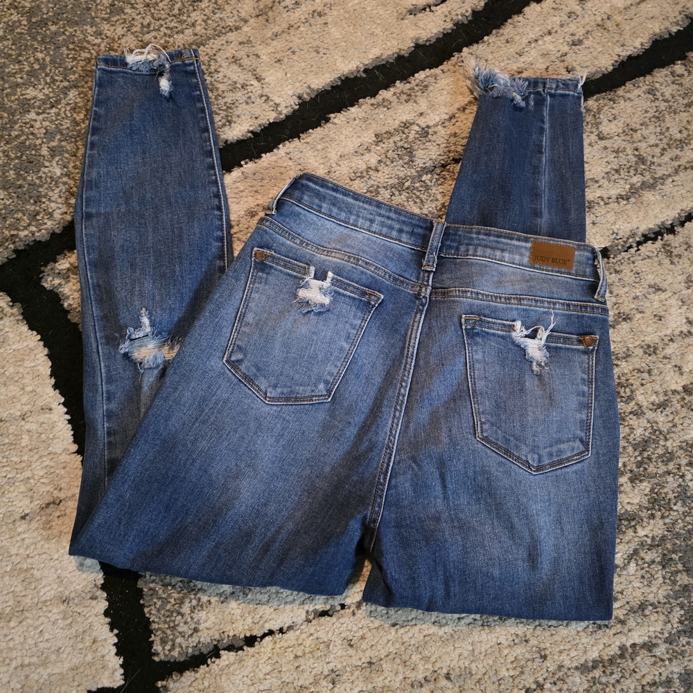 Judy Blue Medium Blue Distressed Skinny Jeans